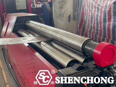 Egypt Four-Roller Plate Rolling Machine W12-6×2000mm Bending Egypt Four-Roller Plate Rolling Machine W12-6×2000mm Bending