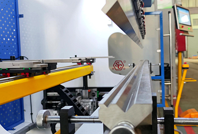 100T 2500mm sheet metal bending 100T 2500mm sheet metal bending