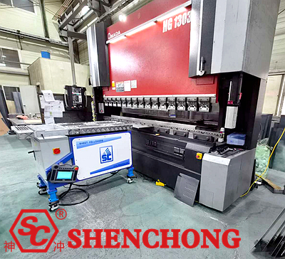 SHENCHONG Bending Follower System With Amada Press Brake SHENCHONG Bending Follower System With Amada Press Brake